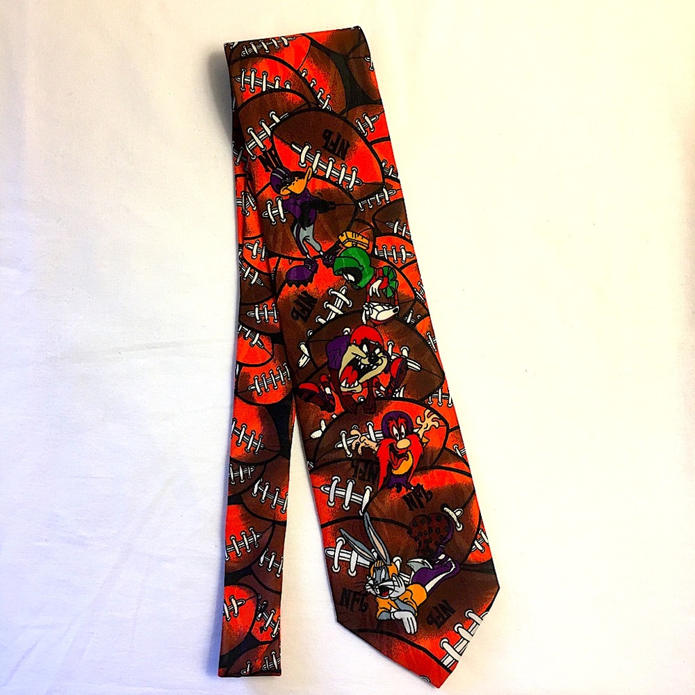 Surrey Team NFL Looney Tunes 1993 Tie
